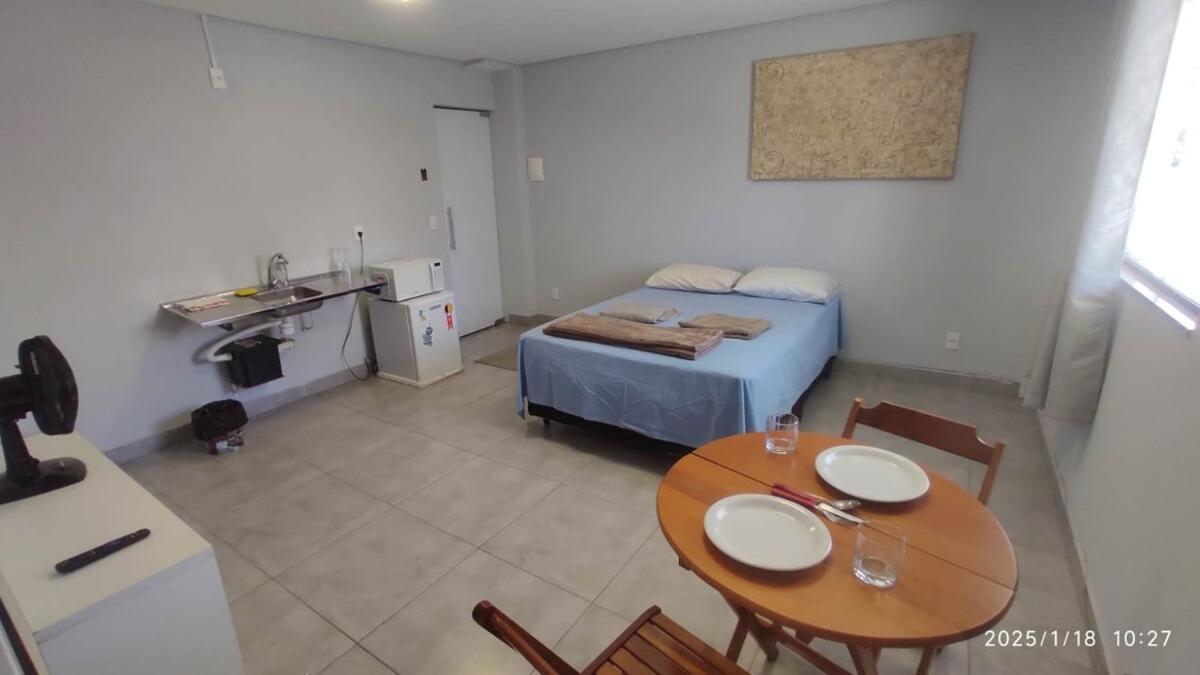 Kitnet Independente Muito Bem Localizada Apartment